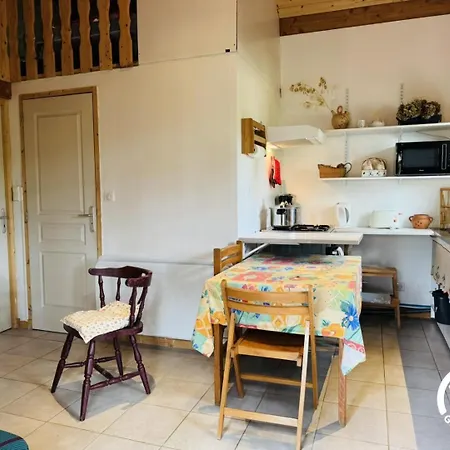 Ferienhaus Chez Lulu Et Pierrette Lacombe